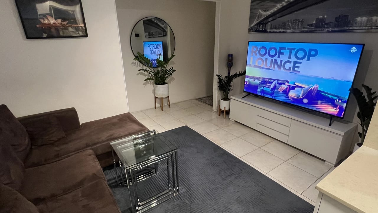 Furnished room in a flatshare