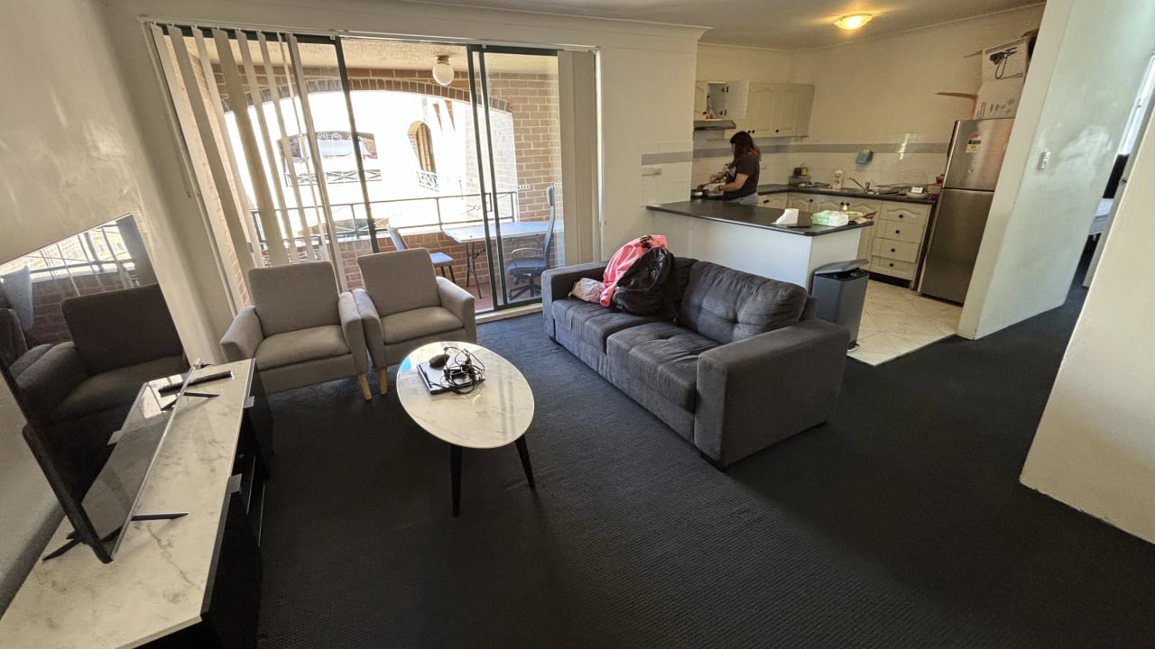 Furnished room in a flatshare