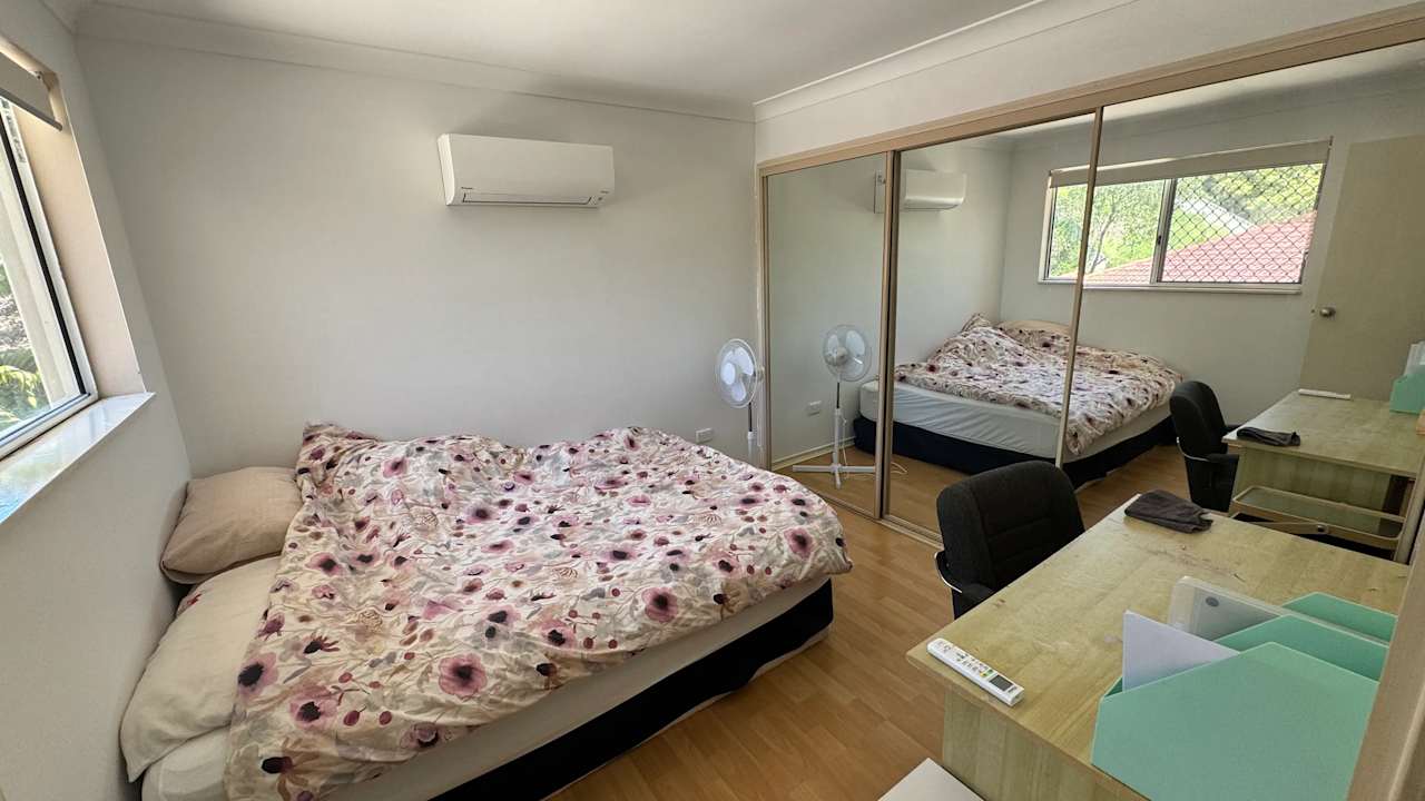 Furnished room with own bathroom