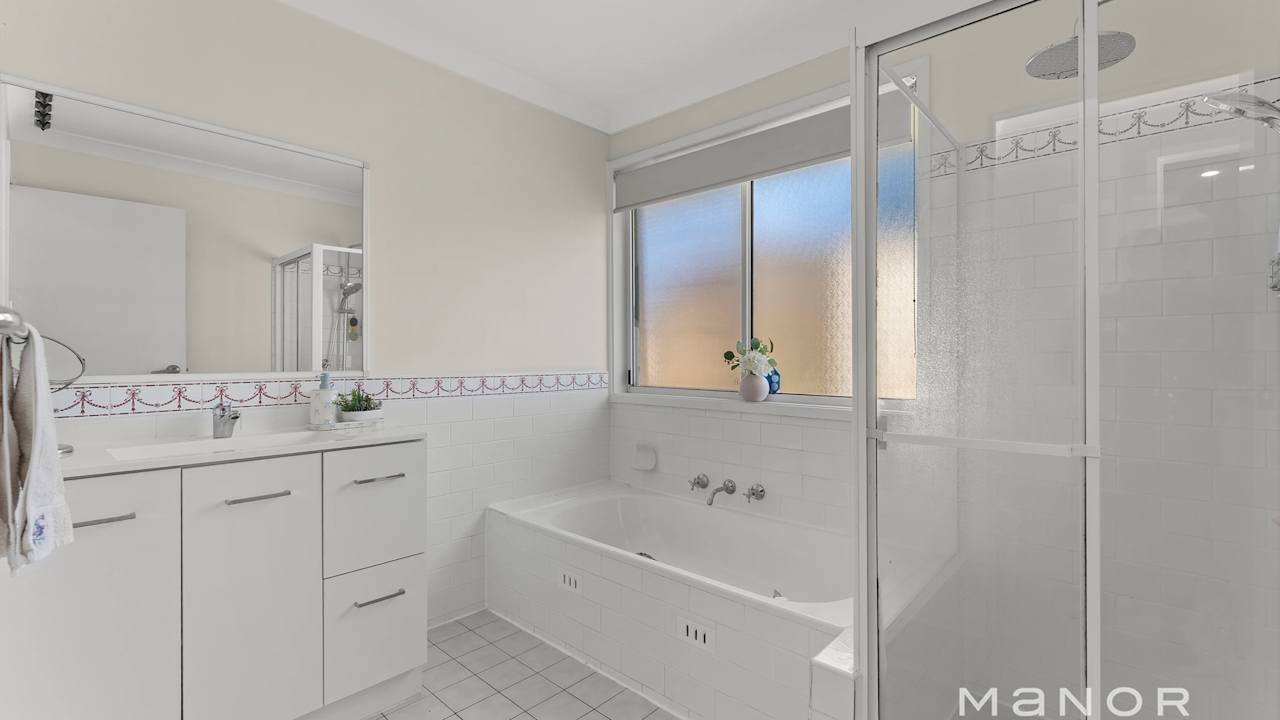 Furnished room with own bathroom