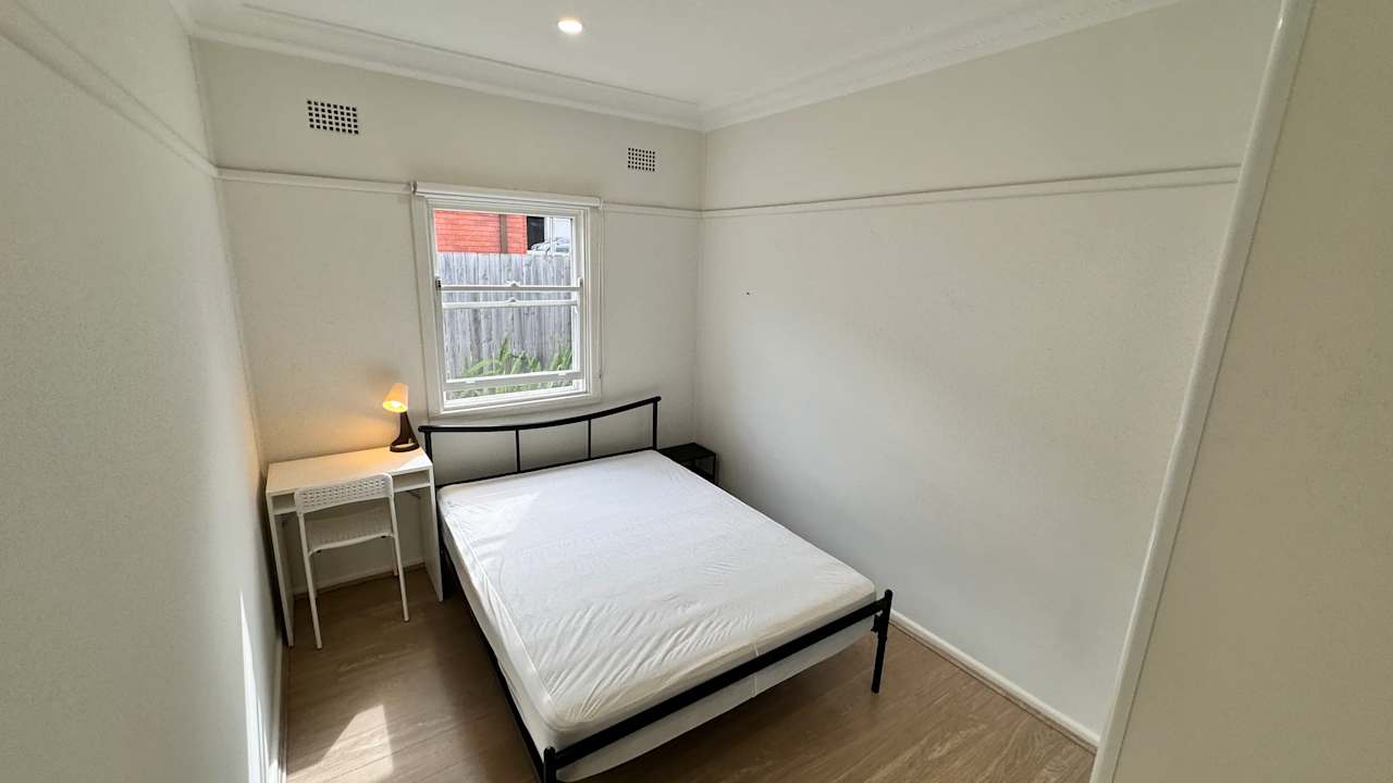 Whole property with 5 rooms for rent