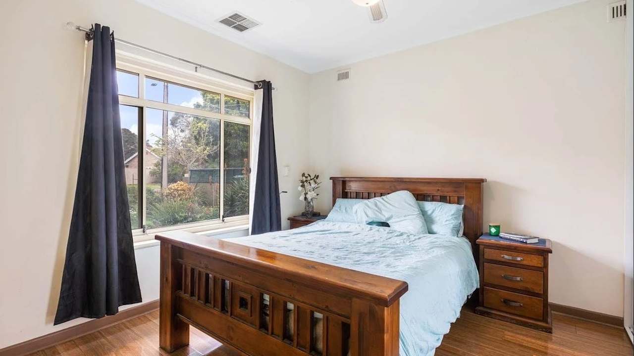 Unfurnished room in a share house