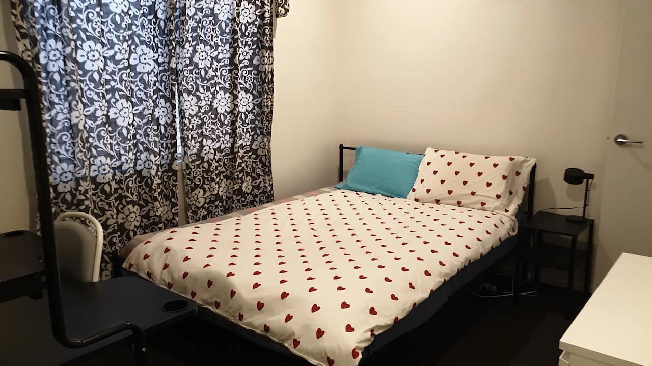 Room in a share house