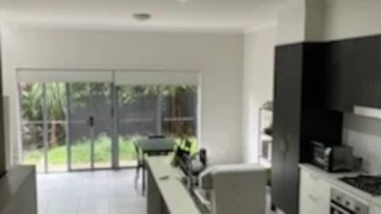 Room in a share house