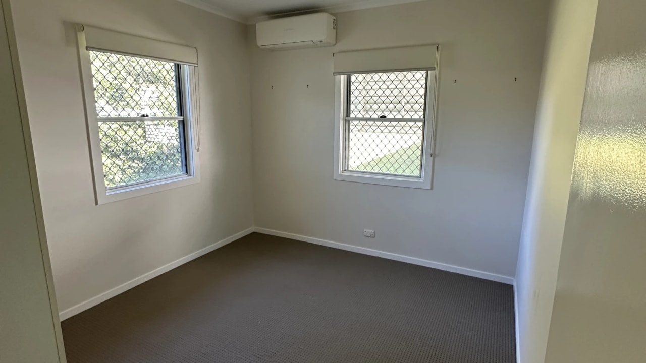 Unfurnished room in a share house