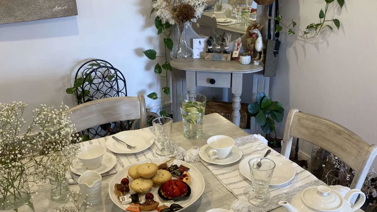 Furnished room with own bathroom