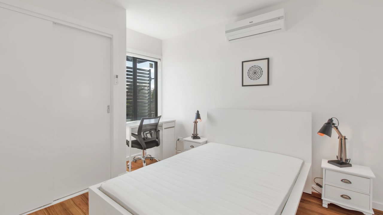 Furnished room with own bathroom