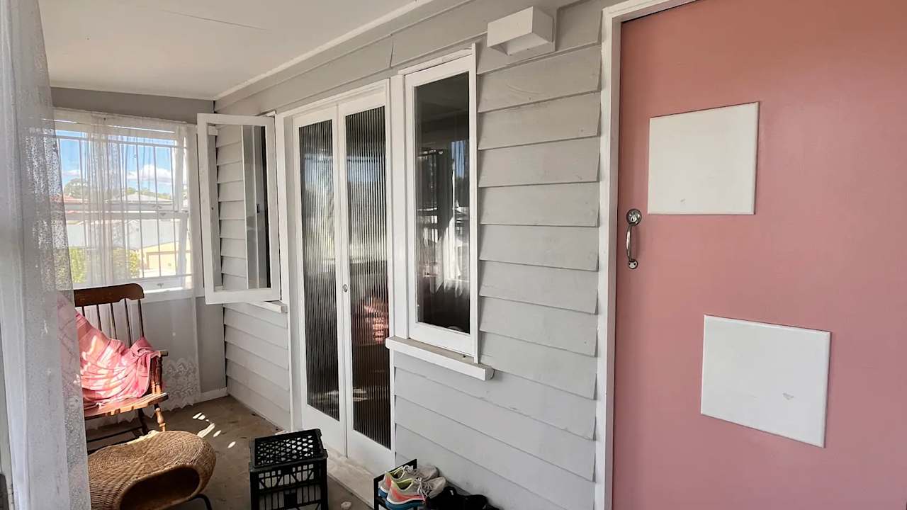 Unfurnished room in a share house