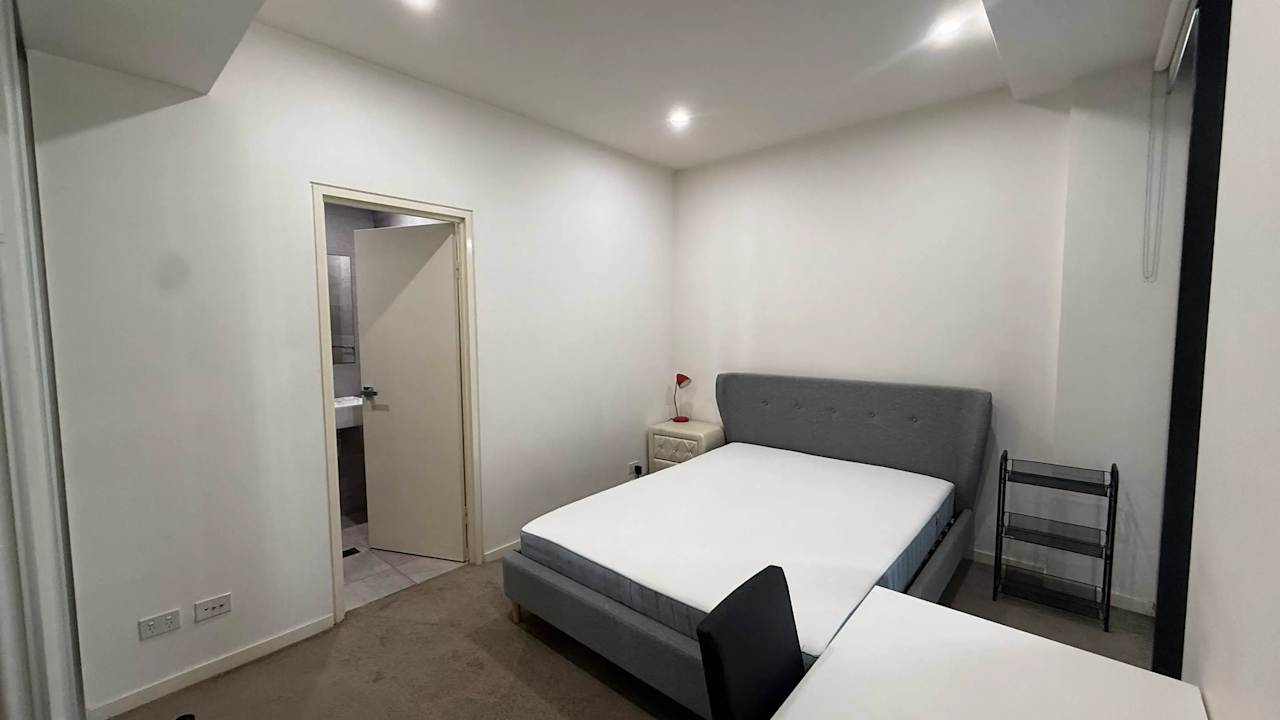 Whole property with 2 rooms for rent