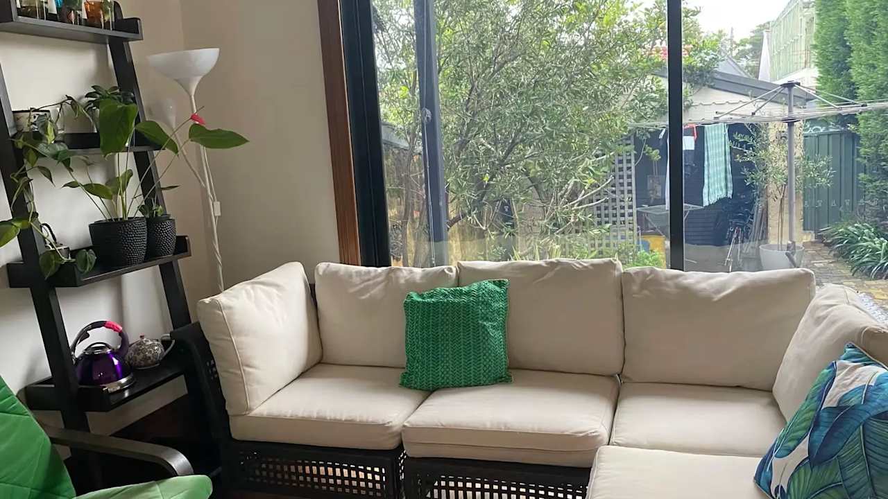 Unfurnished room in a share house