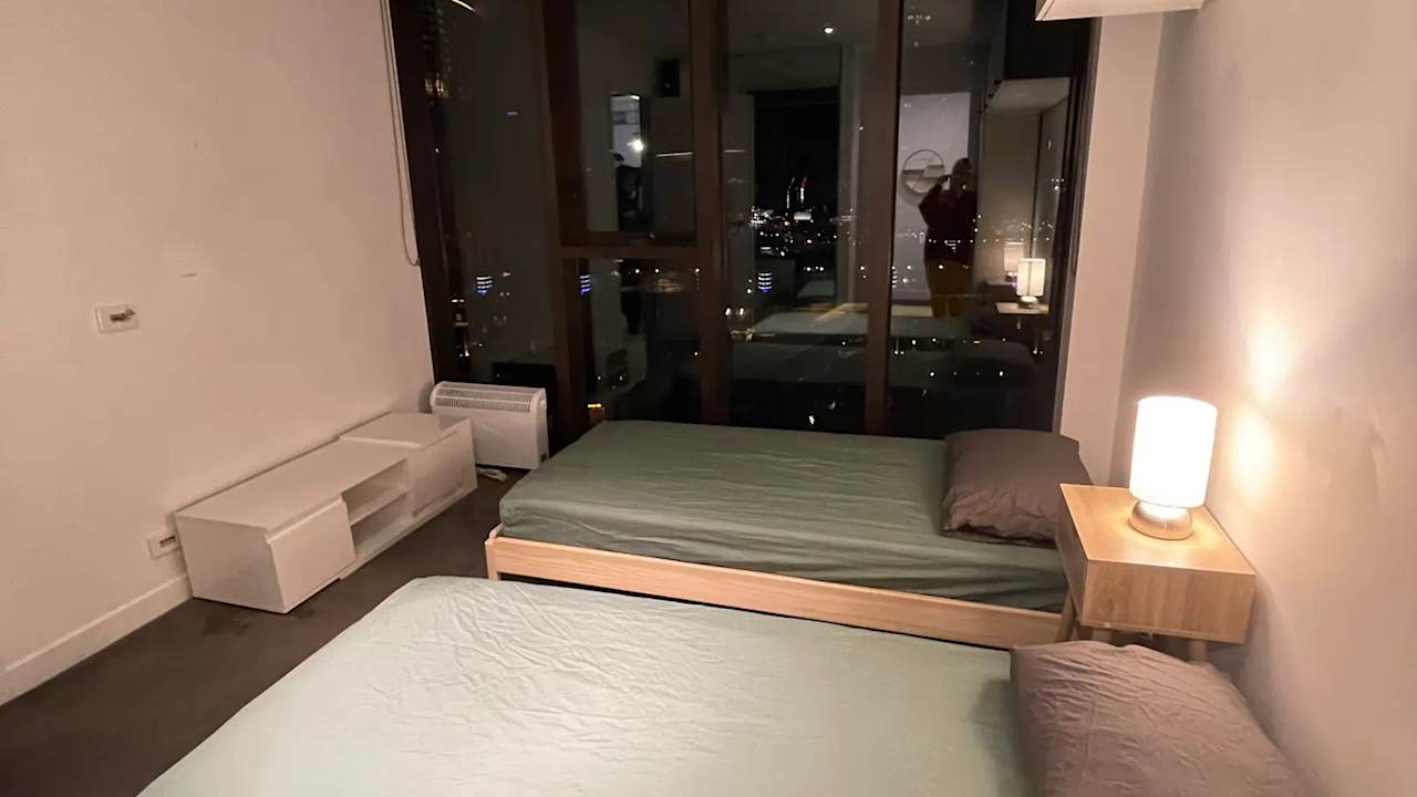 Furnished room with ensuite in a flatshare