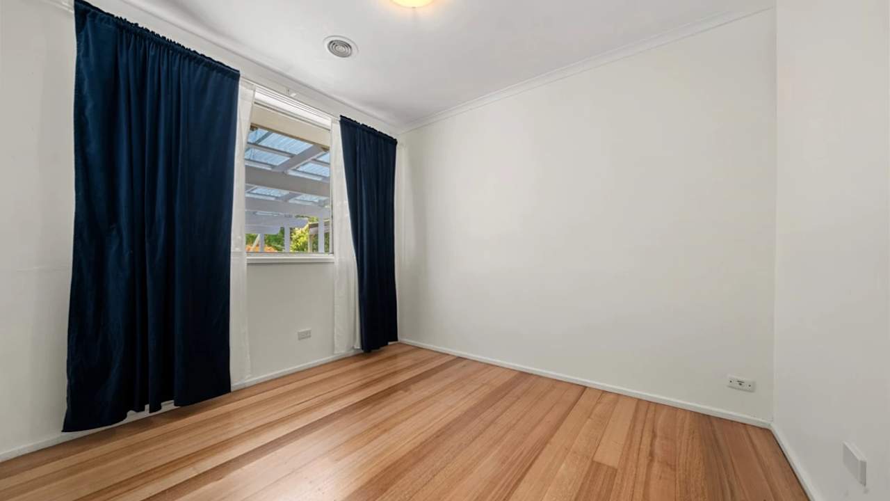 Unfurnished room in a share house