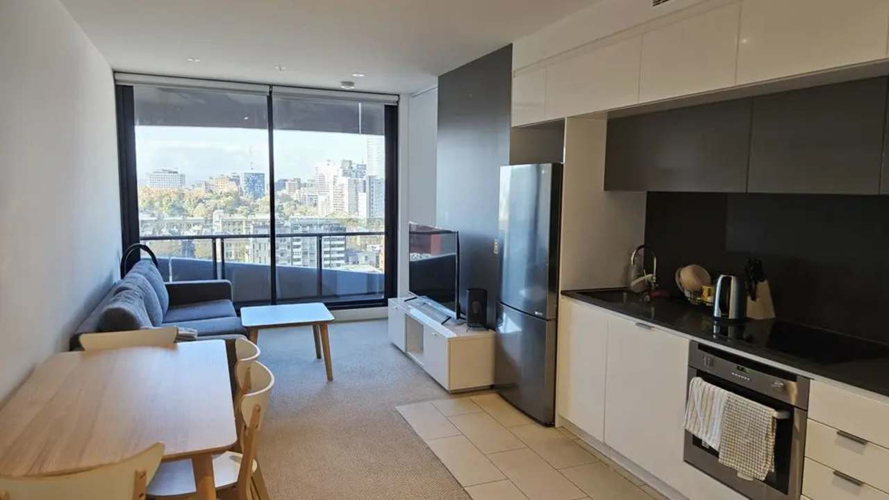 Furnished room with own bathroom