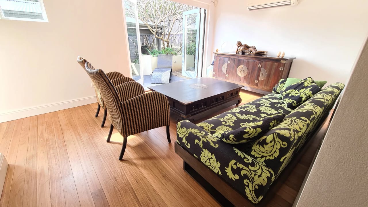 Furnished room with own bathroom