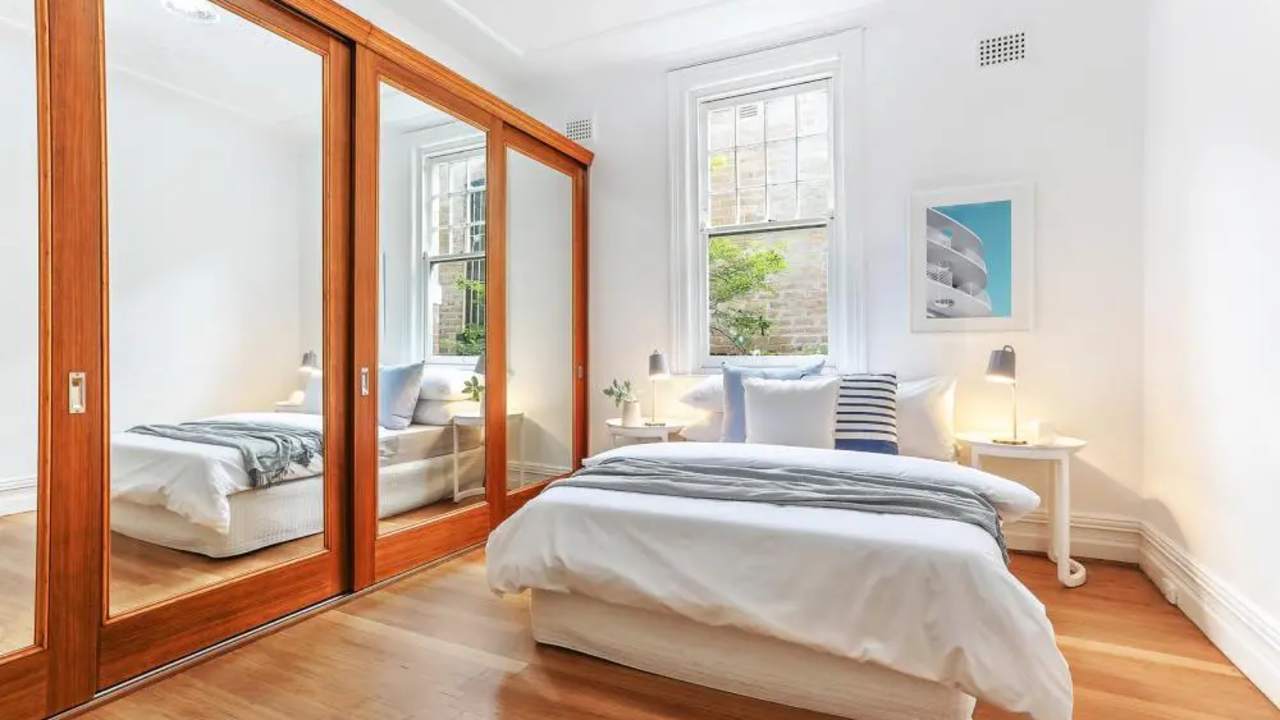 Whole property with 2 rooms for rent