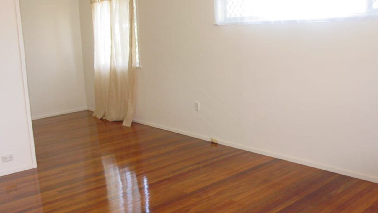 Unfurnished room in a share house