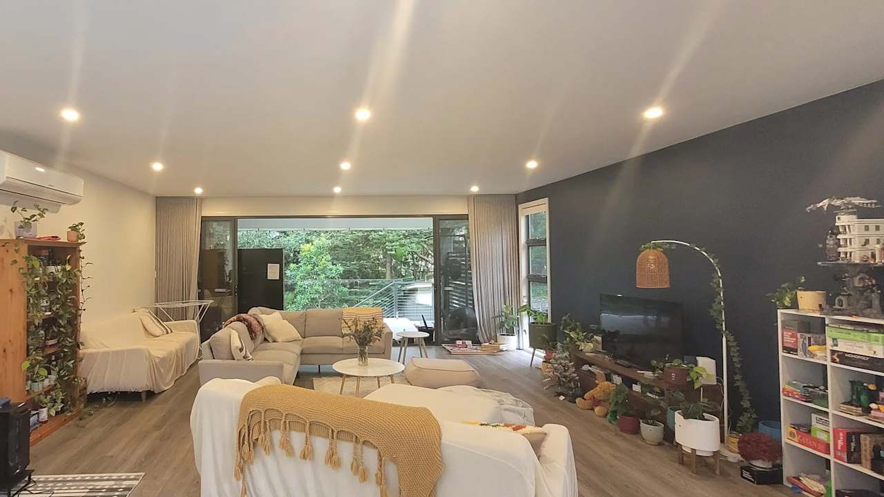 Unfurnished room in a share house