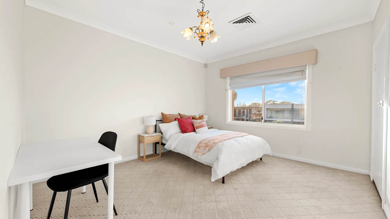 Room with ensuite in a share house