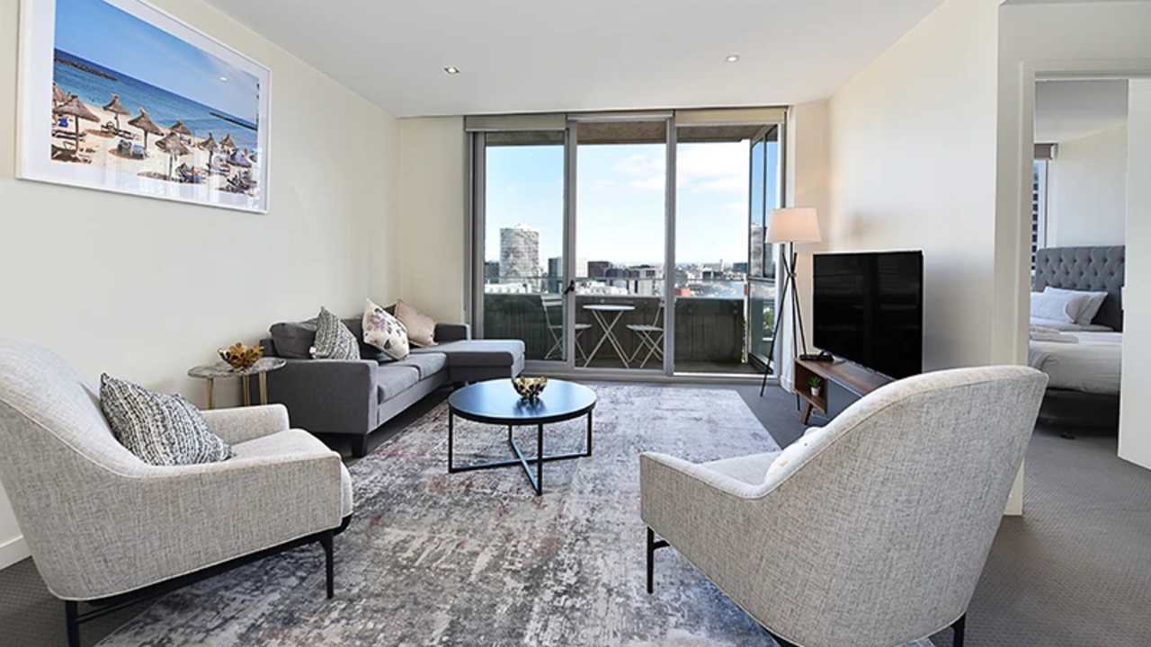 Whole property with 2 rooms for rent