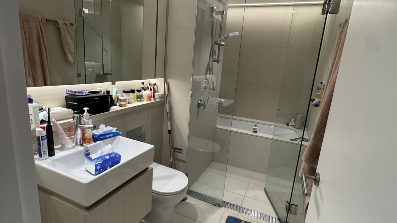 Whole property with 2 rooms for rent
