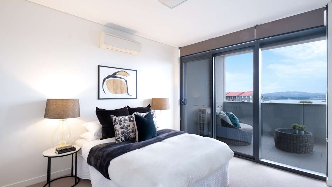 Furnished room with own bathroom