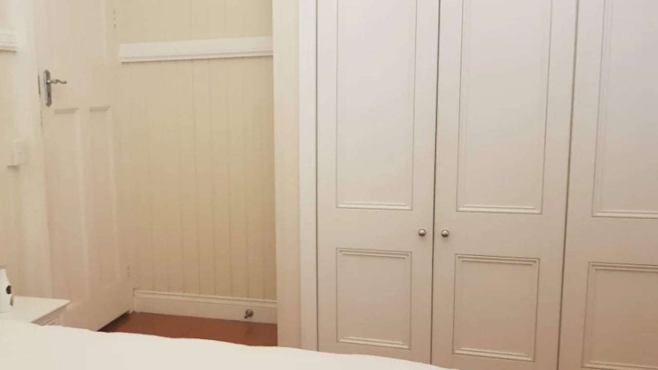 Whole property with 2 rooms for rent