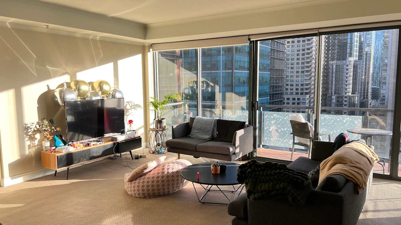 Furnished room in a flatshare