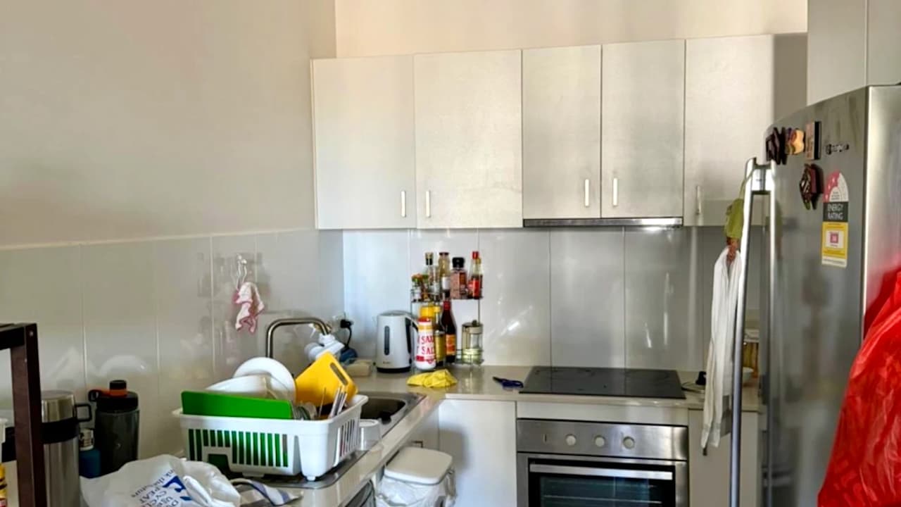 Furnished room with ensuite in a flatshare