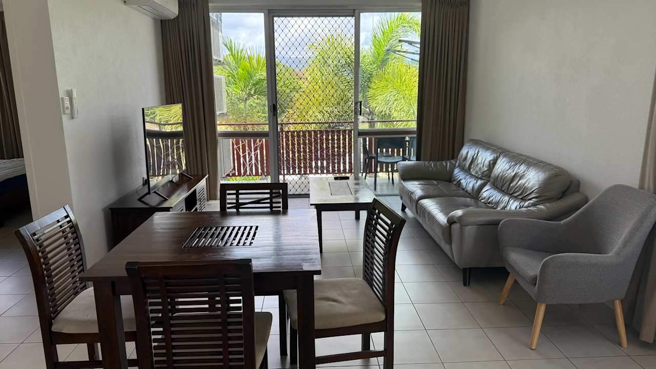 Furnished room in a flatshare