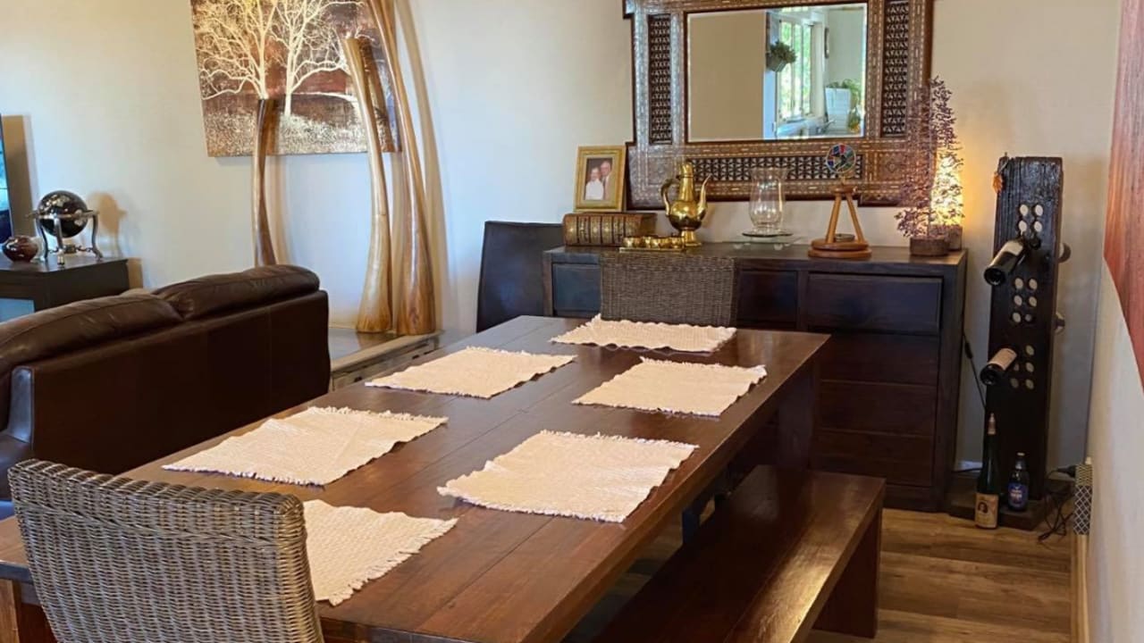 Furnished room in a share house