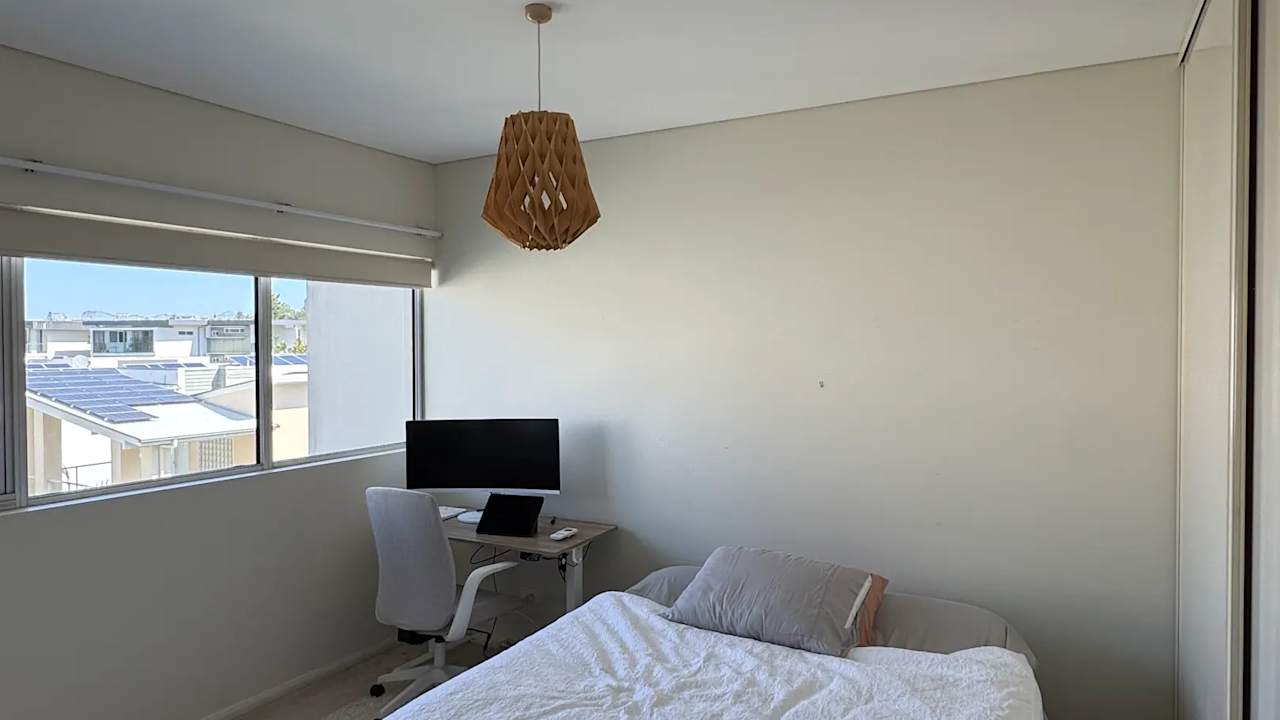 Unfurnished room with ensuite in a flatshare