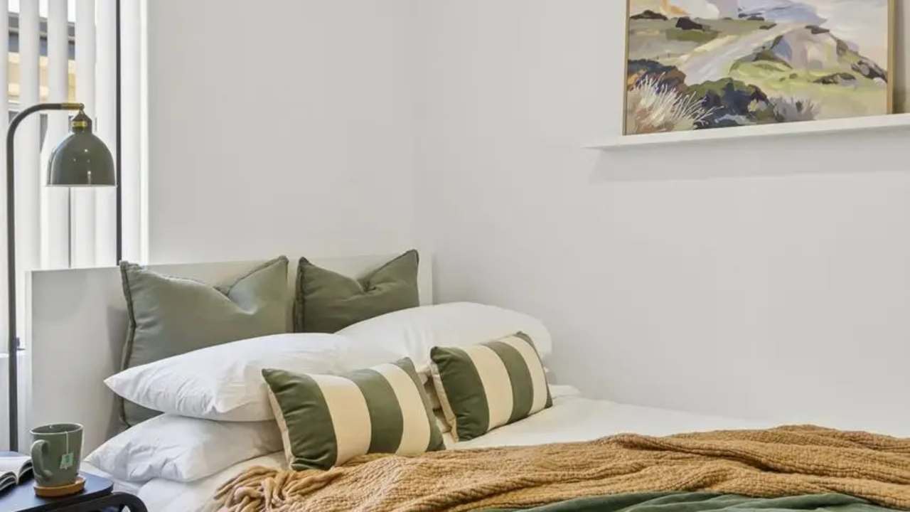 Furnished room with ensuite in a share house