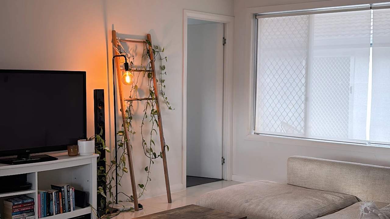 Unfurnished room in a share house