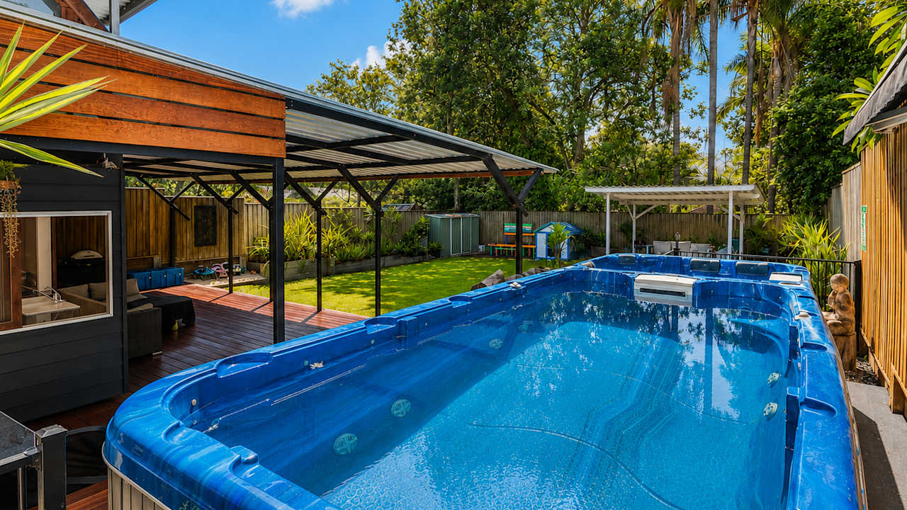 Whole property with 6 rooms for rent