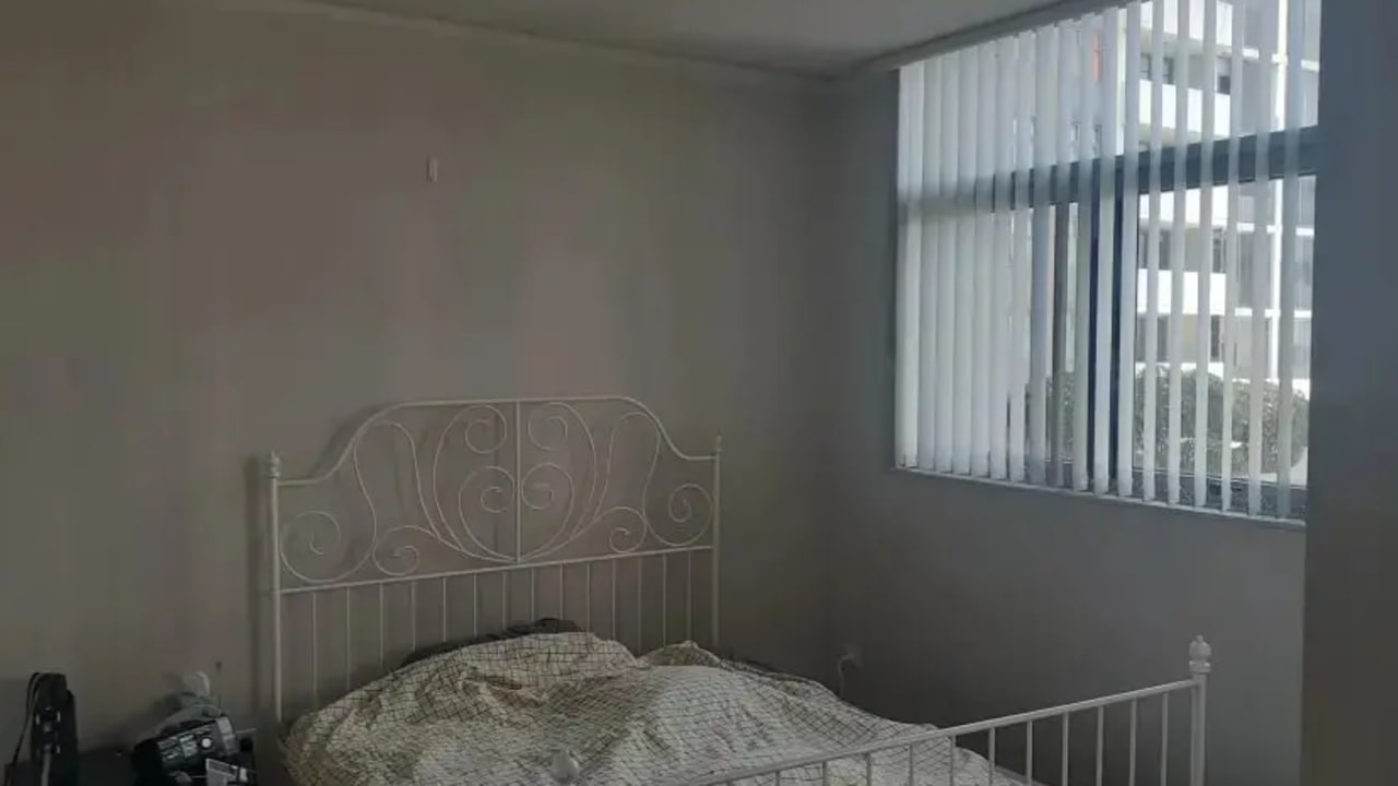 Room in a share house