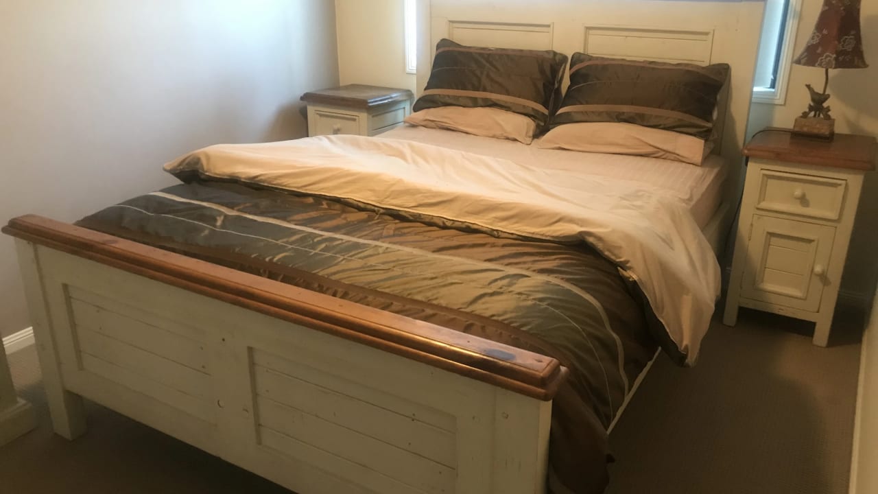 Room in a share house