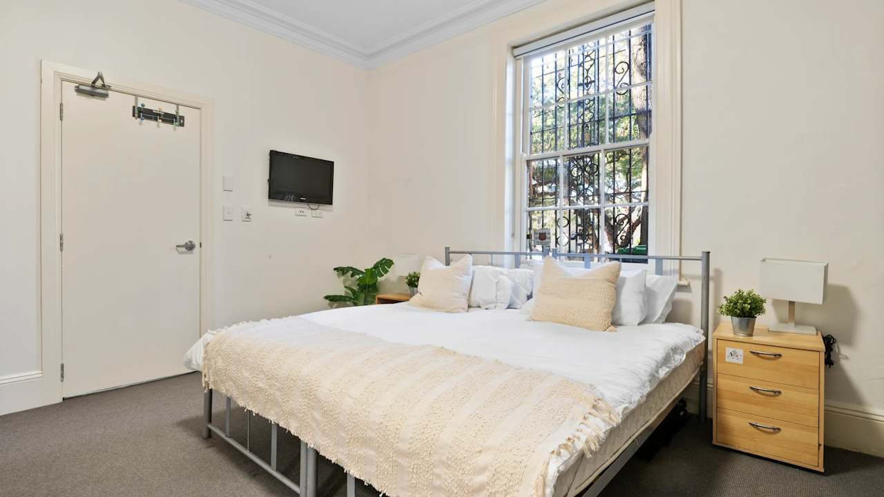 Furnished room with own bathroom