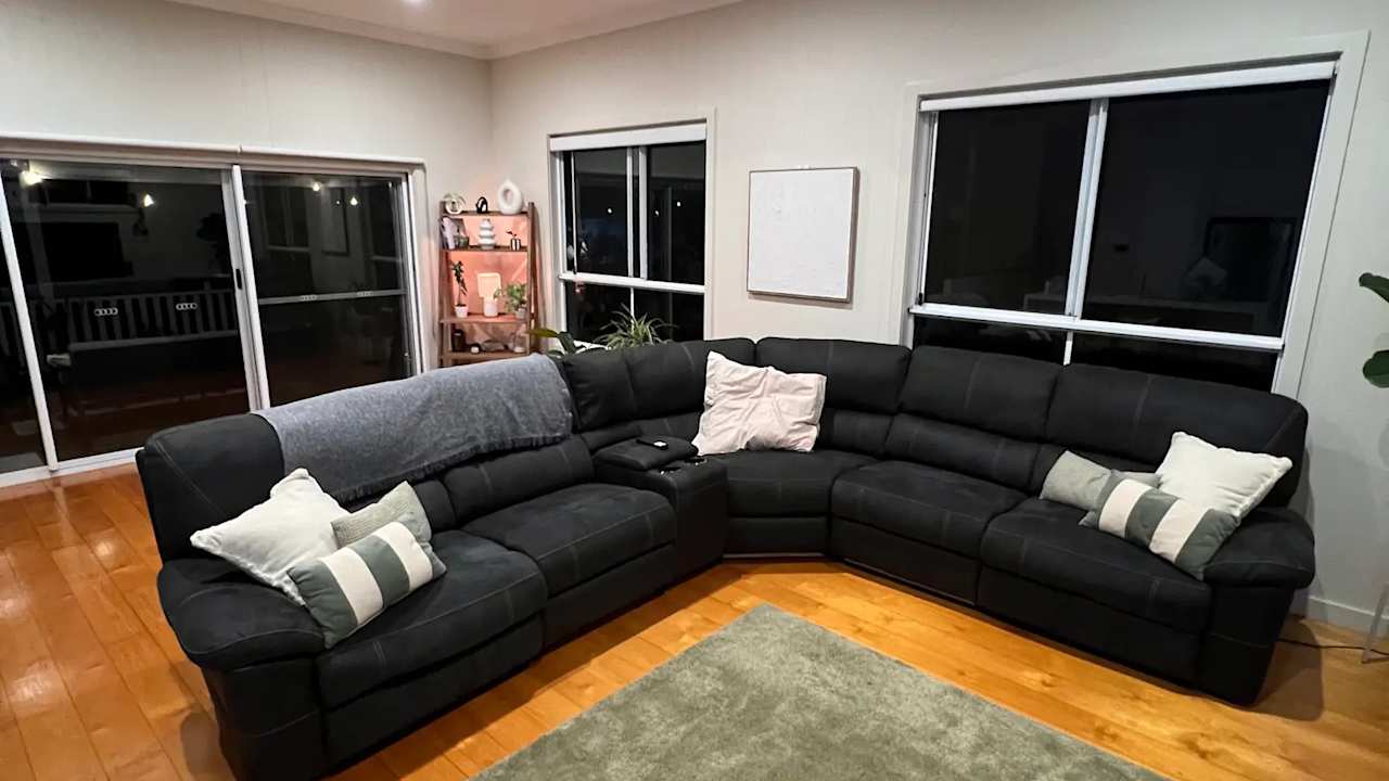 Unfurnished room in a share house