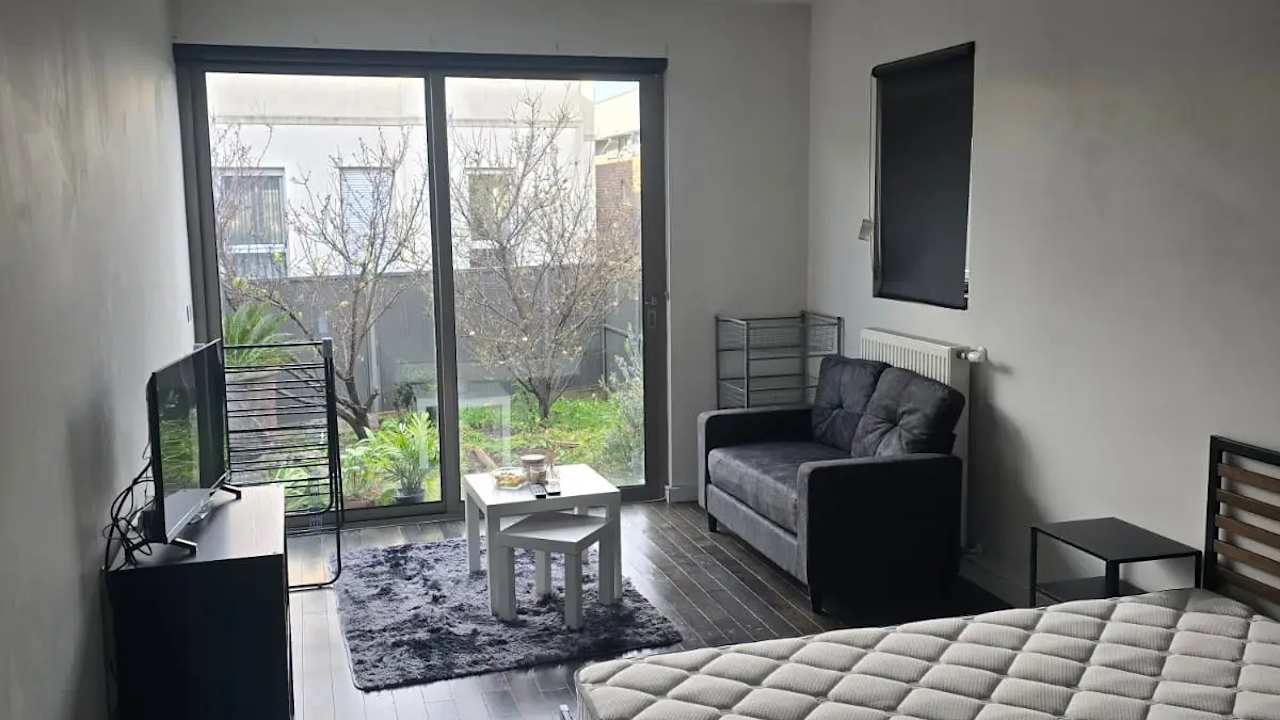 Unfurnished room in a share house