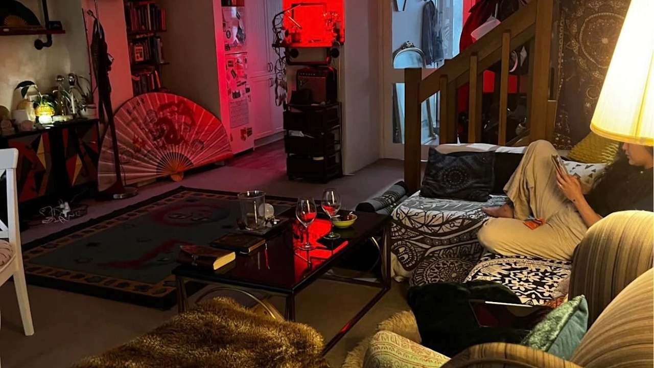 Furnished room in a flatshare