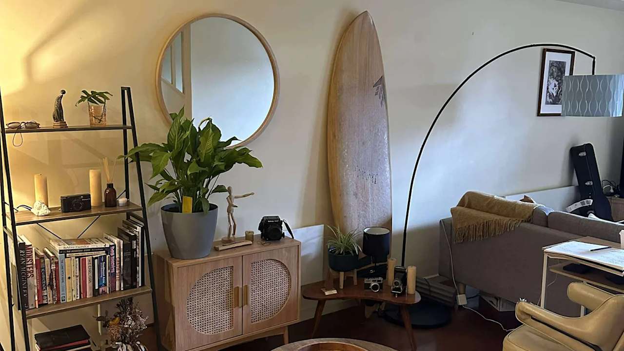 Furnished room in a share house