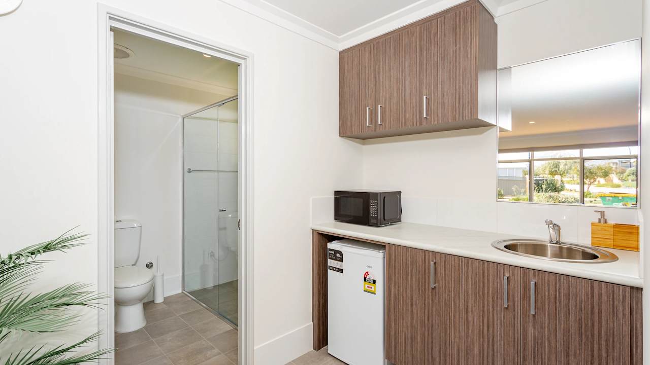 Furnished room with ensuite in a share house