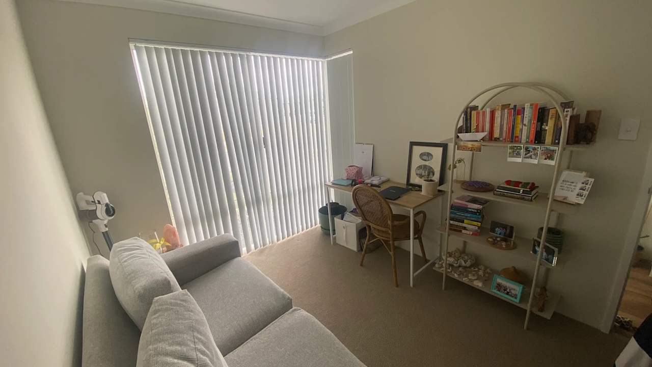 Unfurnished room in a share house