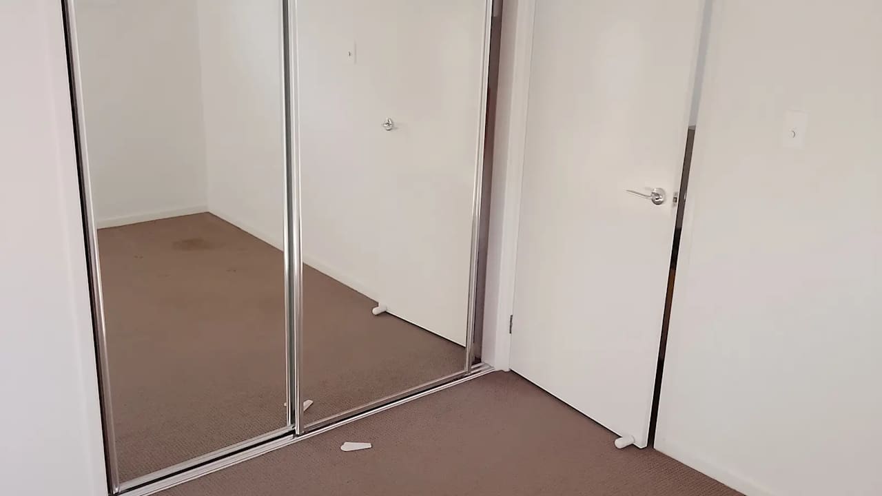 Unfurnished room with own bathroom