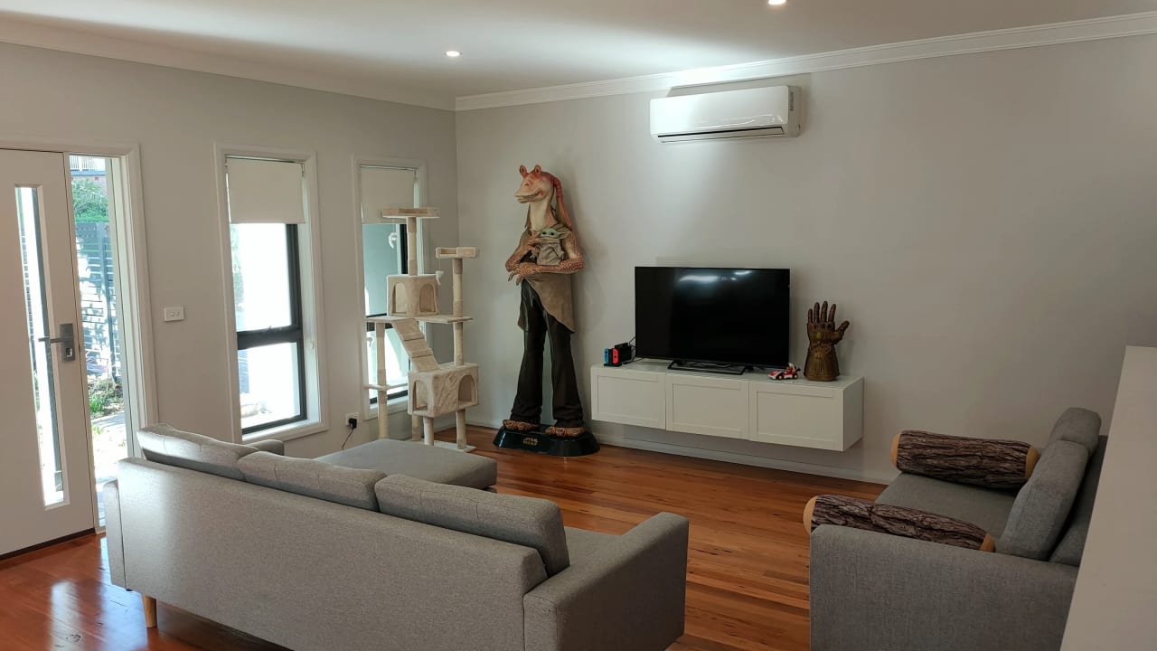 Unfurnished room in a share house