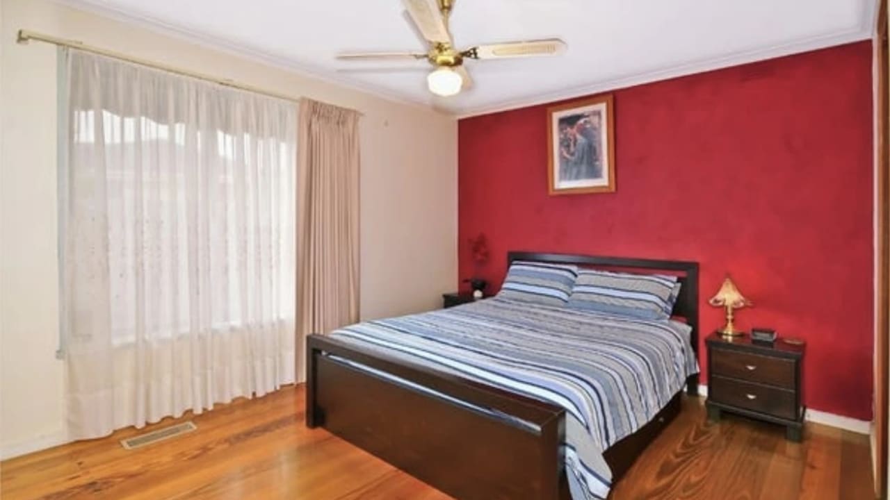 Unfurnished room in a share house
