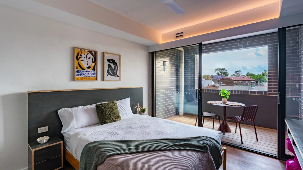 Furnished room studio flat for rent