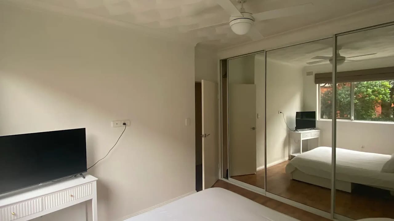 Whole property with 2 rooms for rent