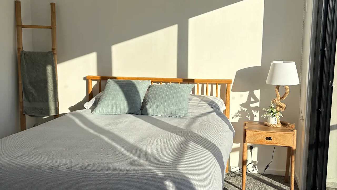 Room in a share house
