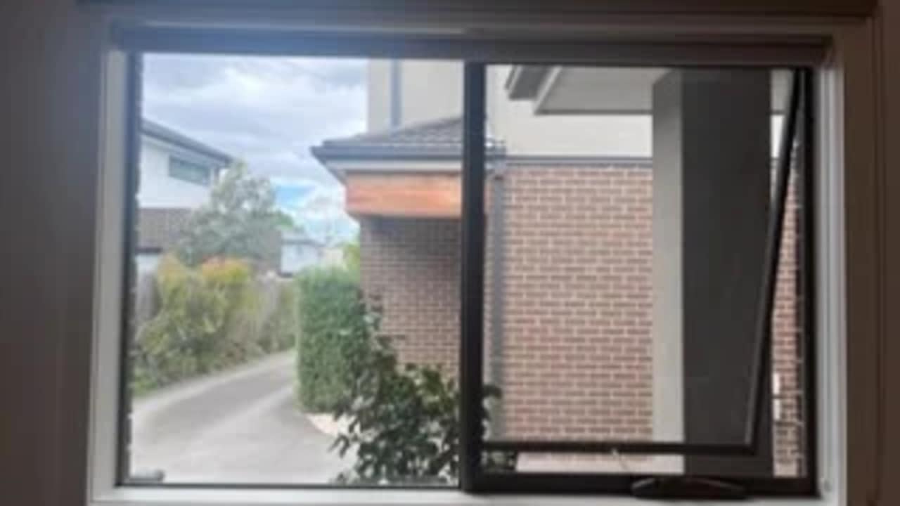 Unfurnished room in a flatshare